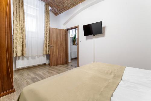 Residence Dobrovskeho 30 - image 6