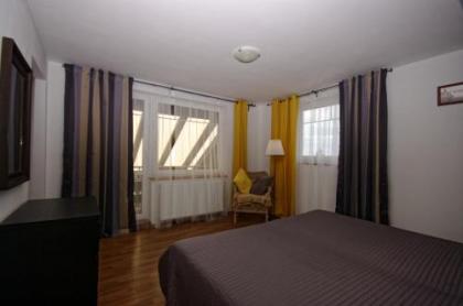 Cozy Gardens Apartments in Prague - image 20