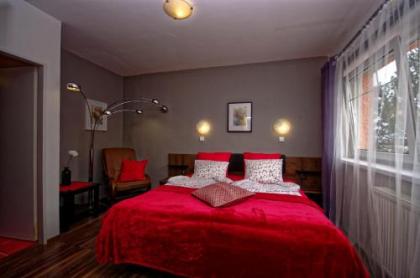 Cozy Gardens Apartments in Prague - image 3