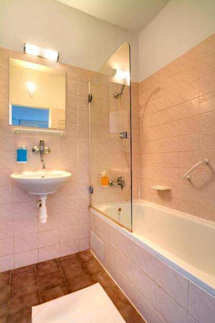 Hotel Aida - image 12